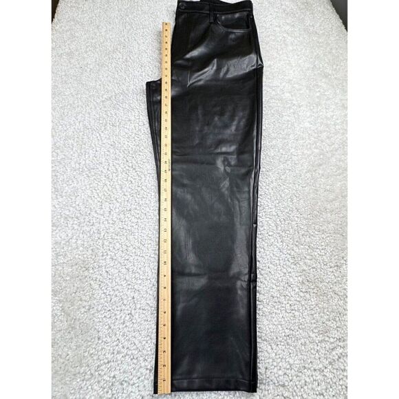 Abercrombie & Fitch Vegan Leather 90's Straight Ultra HR Pant 33X30 NEW - Picture 10 of 11
